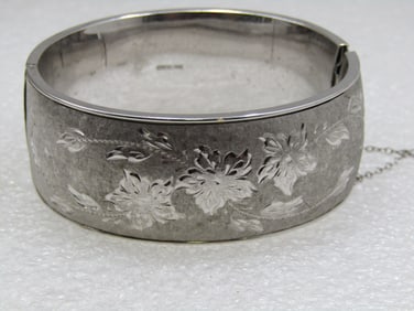 Vintage Sterling Silver 1" Wide Hinged Bracelet, Signed EMCO, 7"