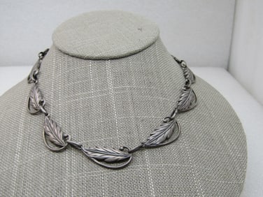 Vintage Sterling Danecraft Leaf Necklace, Wreath, 15", 27.75gr.