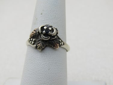 Vintage Sterling  & Gold Black Hills Tri-Color Floral Ring, Black Spinel Stone, Size 7, Signed CCCO.