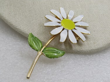 Vintage Enameled Daisy Brooch 1960's, 3"