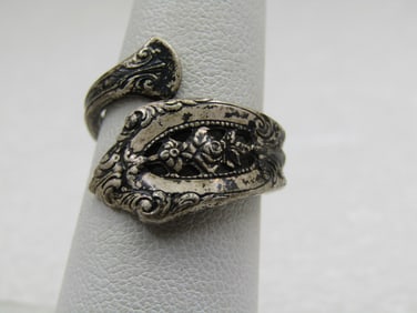 Wallace Rose Point Silverware Spoon Ring, Sz. 6.5. 1934