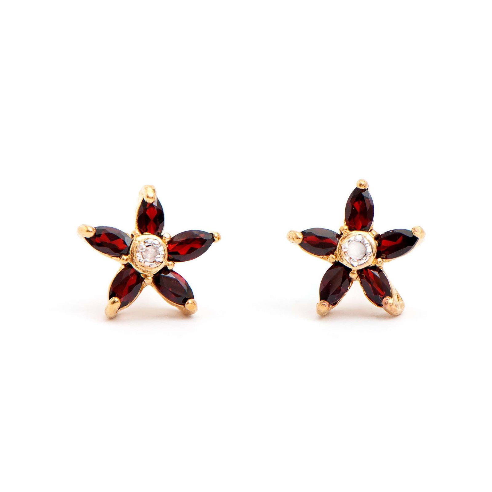 1.03 ctw Garnet & Diamonds 18K Gold Plated Designer Earrings: Title: 1.03 ctw Garnet & Diamonds 18K Gold Plated Designer Earrings Stone 1: Garnet Color: Brown Shape: Marquise Size: 4x2 Quantity: 10 CTW: 1.01 Stone 2: Diamonds Color: H-I Shape: Rounds Size: 1.2mm