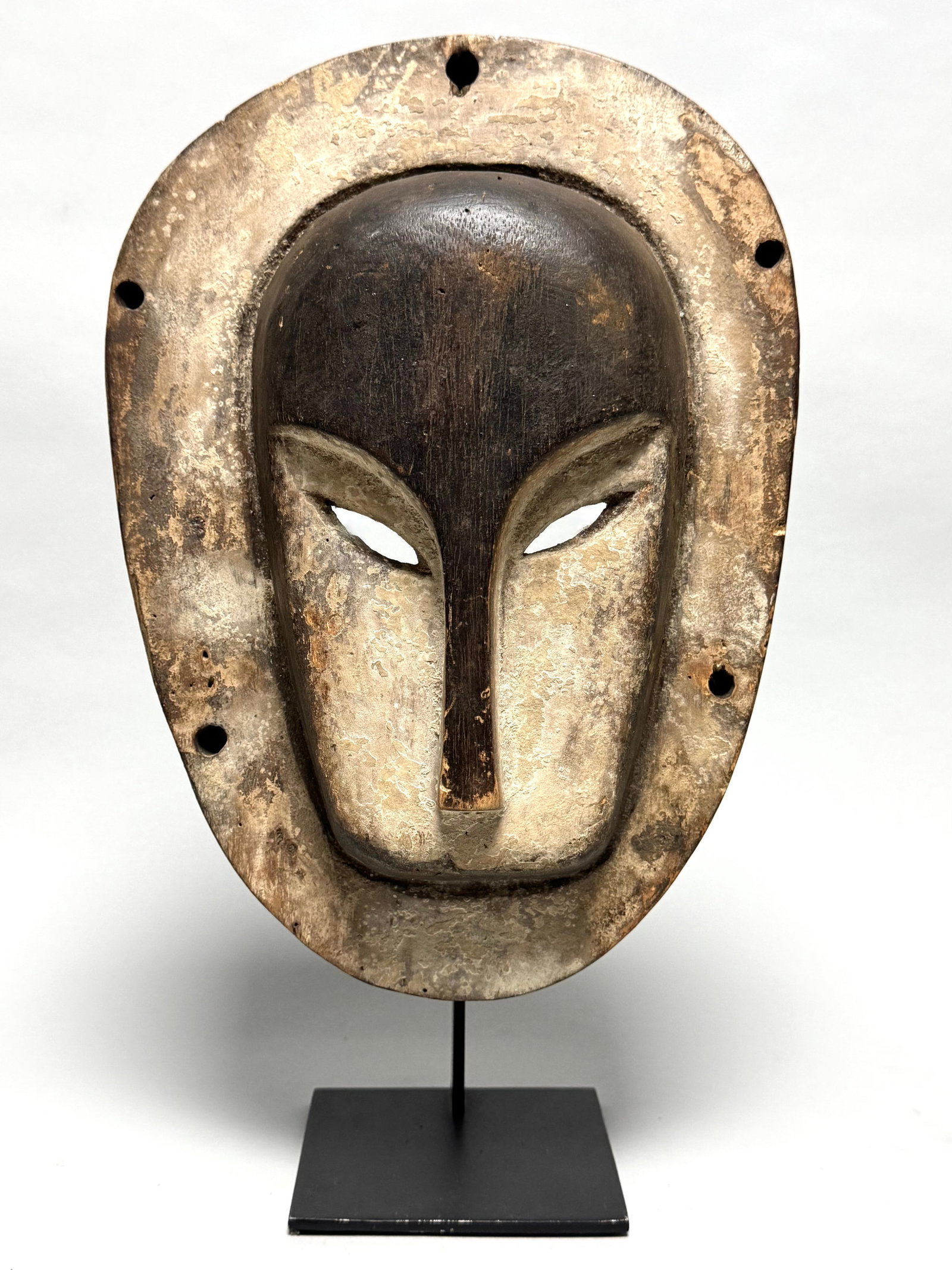 Wolf Spirit Mask - Kwakwaka'wakw - Native America (1 of 10)