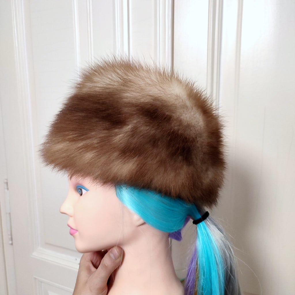 FITCH FUR HAT: Title: FITCH FUR HAT Dimensions: Approximate size: 54-55 cm -21.25-21.65 in - Size S Description: We offer in house shipping - Fedex shipping = $35; 5-7 working days; Reserve: $30.00 Shipping: Domesti