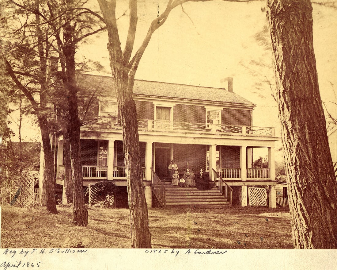 APPOMATTOX COURTHOUSE: Title: APPOMATTOX COURTHOUSE Artist/Source: ALEXANDER GARDNER (1821-1882) Dimensions: 8X10 Original Date: C. 1863 Description: || UNITED STATES SHIPPING ONLY! || This lot is a Dye Based Photolithograp