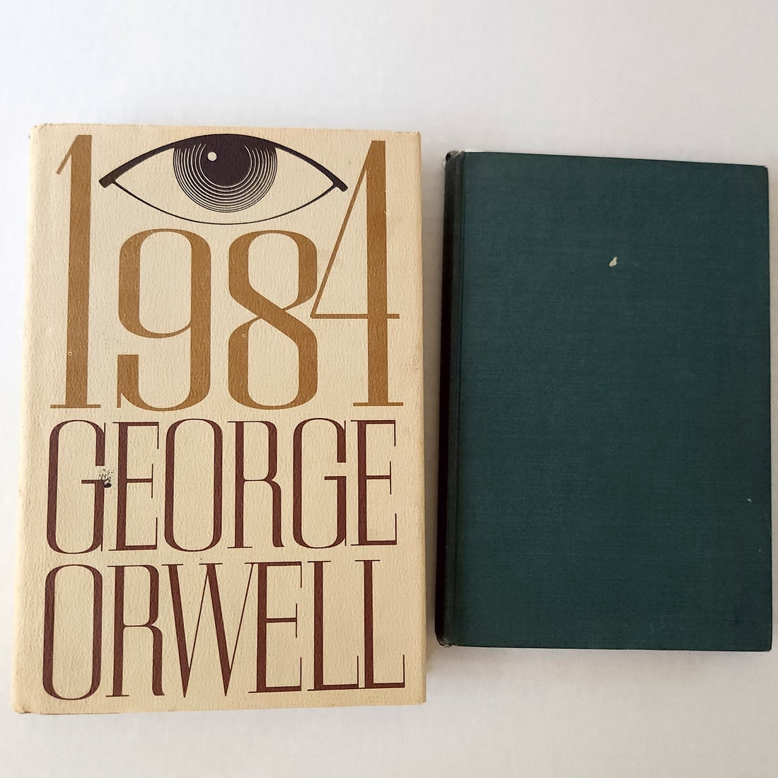 George Orwell Animal Farm and 1984 Book Lot: Title: George Orwell Animal Farm and 1984 Book Lot Description: George Orwell Book Lot Animal Farm and 1984 Animal Farm 1946 Printed and bound in the US by Kingsport Press 1946 Published by Harcourt B
