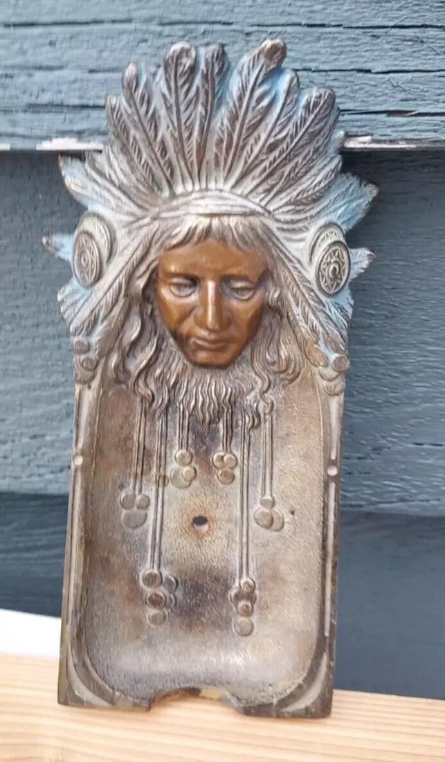 Antique ashtray American Indian Metal great patina 1920 (1 of 2)