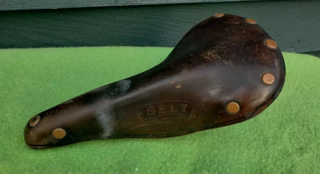Fijita Belt leather saddle bicycle seat vintage (1 of 3)