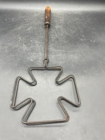 PRIMITIVE WIRE TOASTER Wood Handle