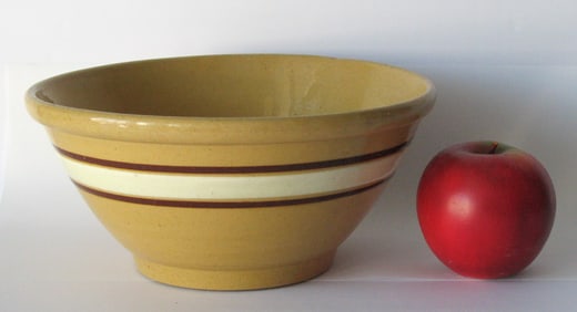 Small antique yellow ware bowl.
