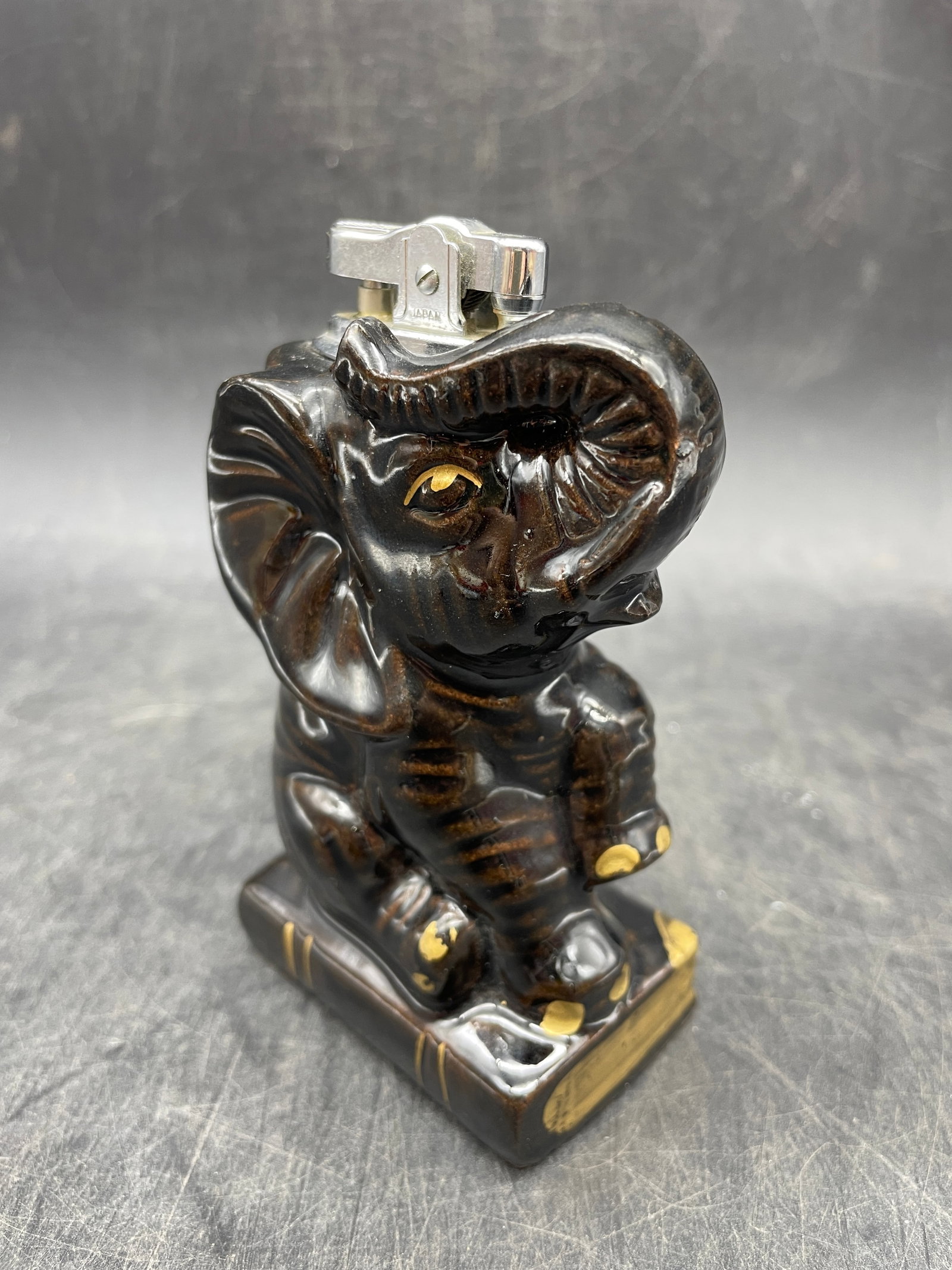 Vintage Japan Ceramic w Gold Sitting Book Elephant Lighter (1 of 8)