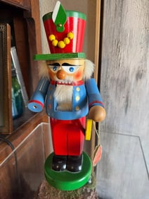 Vtg Steinbach Christmas 11?? Wooden Nutcracker Germany w/tags