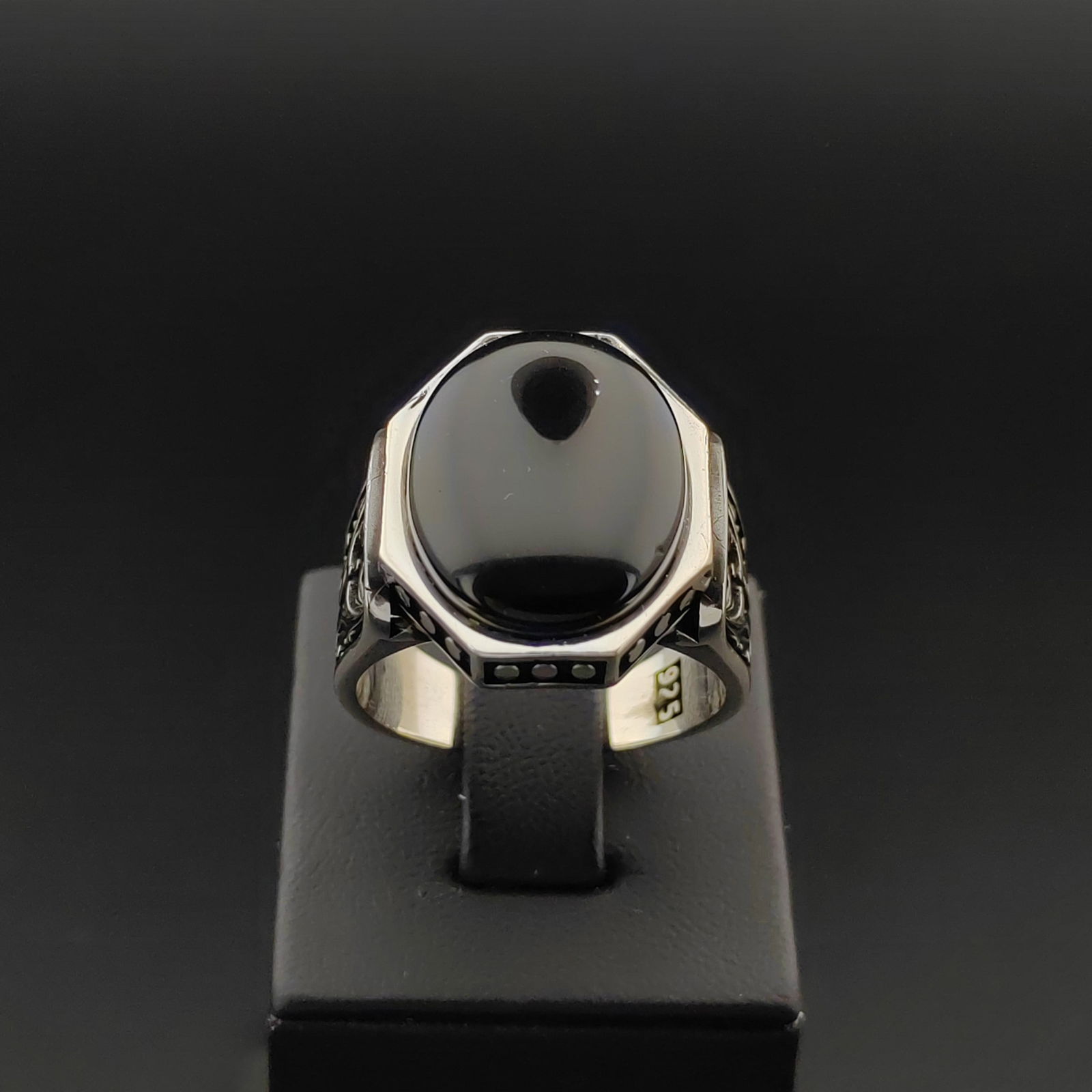 925 Silver Men's Ring with Black Onyx (1 of 8)