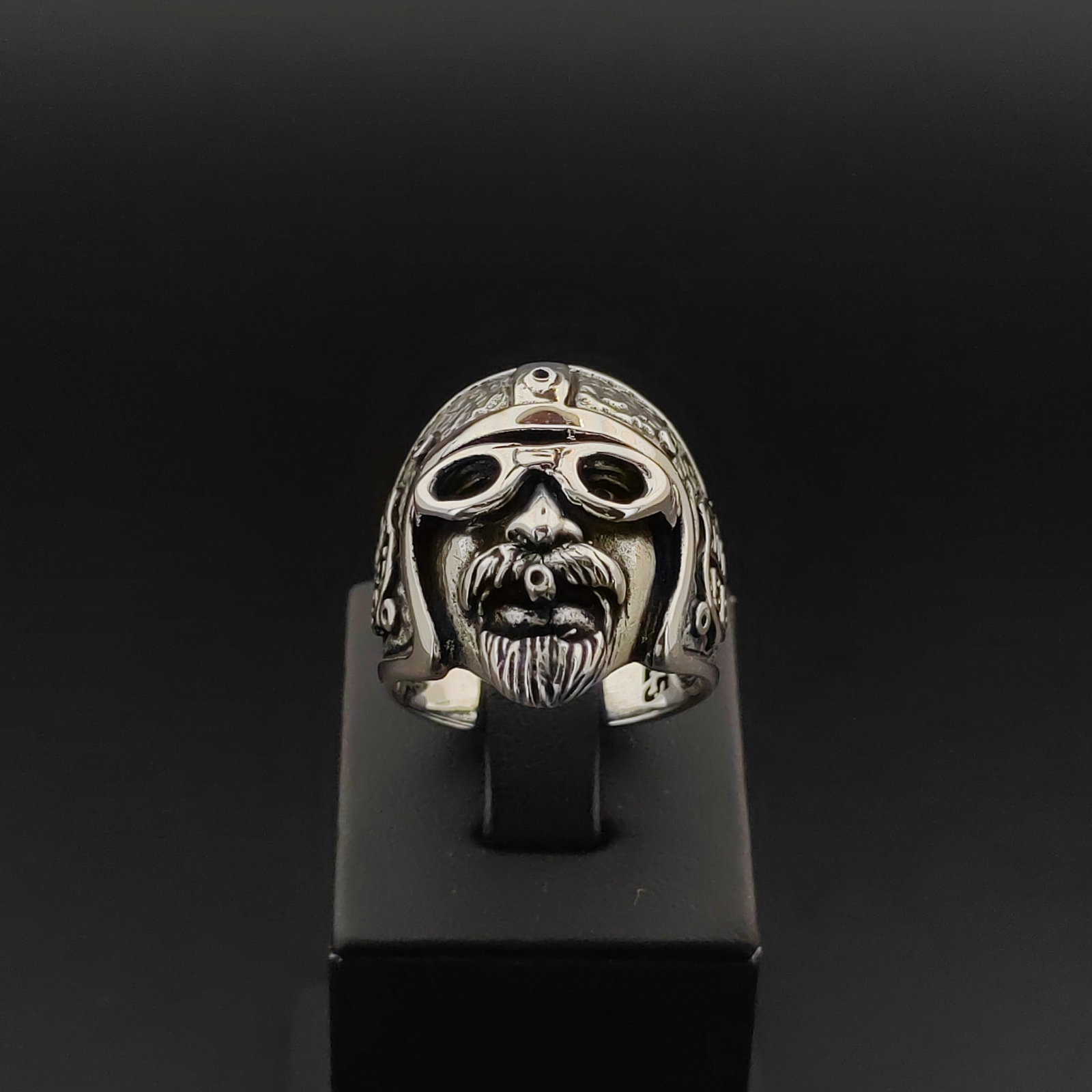 925 Silver Route 66 Biker Ring: Title:925 Silver Route 66 Biker Ring Description:925 Silver Route 66 Biker Ring -Total Weight:21g -Size: US Size 12 (21.50mm) With Gift Box Express Shipping.Carrier:DHL Express Combine Shipping Prices