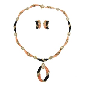 Boucheron Paris Coral Onyx Diamond Gold Necklace Earrings Set 1970s