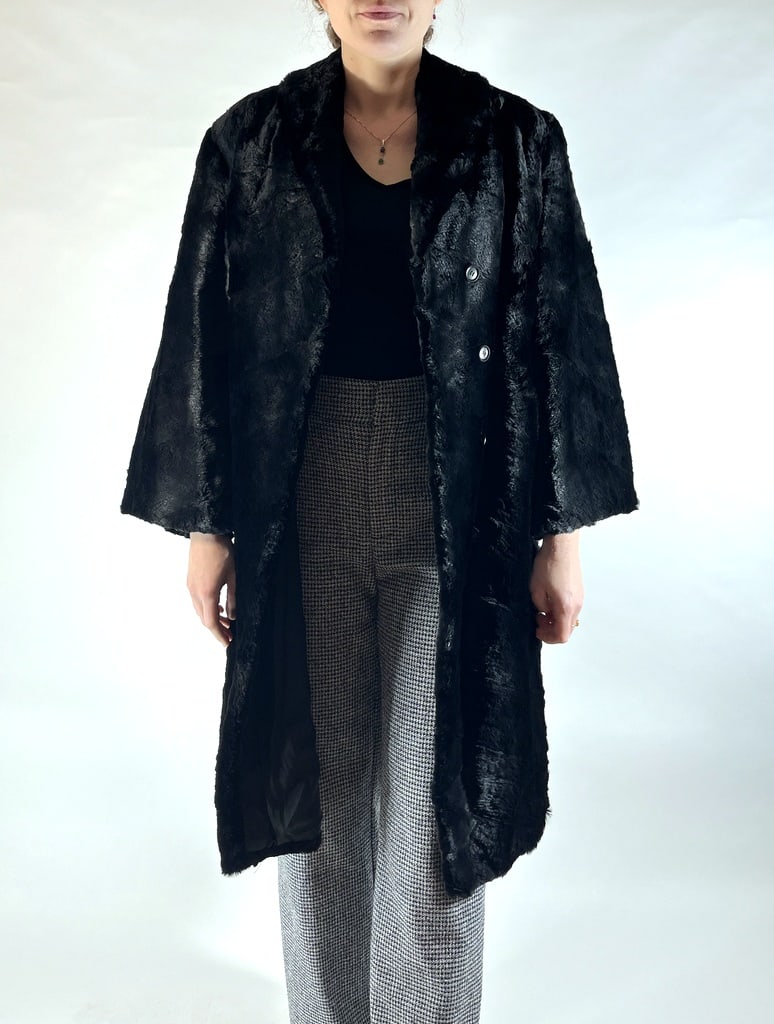 SHEARED BLACK LAPIN FUR COAT EU: XL ;US: 18 (1 of 7)