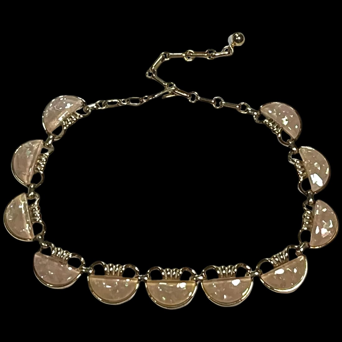 Vintage Coro Beige Confetti Lucite Fancy Link Necklace: Title: Vintage Coro Beige Confetti Lucite Fancy Link Necklace Description: Vintage Coro Beige Confetti Lucite Fancy Link Necklace Approx. 17 inches adjustable Date/Period: Vintage Materials: Metal. Co