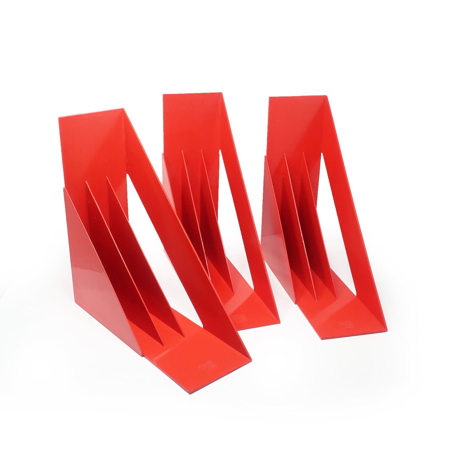Set of 3 Red Record or Magazine Racks by Giotto Stoppino for Heller: A set of three of vintage red record racks by Giotto Stoppino for Heller Rack. Perfectly fits up to 28 LPs (12" size records) or can be used for storing magazines, books, or files. In very good vintag