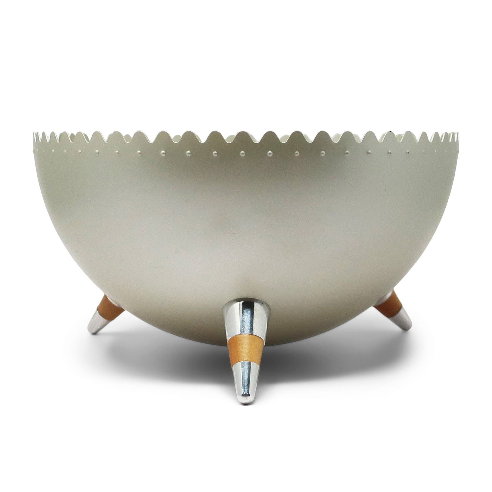 Chimu Bowl by Joanna Lyle for Alessi: With the design for the Chimu bowl, British designer Joanna Lyle won a design competition organized by Alessi in 1990 to identify young designers from all over the world. A simple and striking design