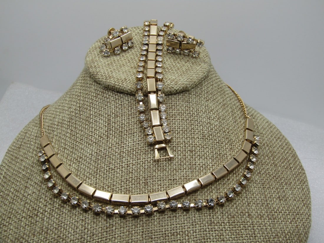 Vintage Princess Rhinestone Necklace, Bracelet, Earrings Set, Original Box, 1940's (1 of 8)