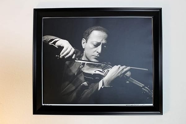 Jascha Heifetz By George Hurrell - 16x20 Signed US Photo - Framed: Jascha Heifetz By George Hurrell - 16x20 Signed US Photo - Framed, Please refer to the attached photos to determine the condition of this original vintage item. Note: LB means Linen Backed. Ready for