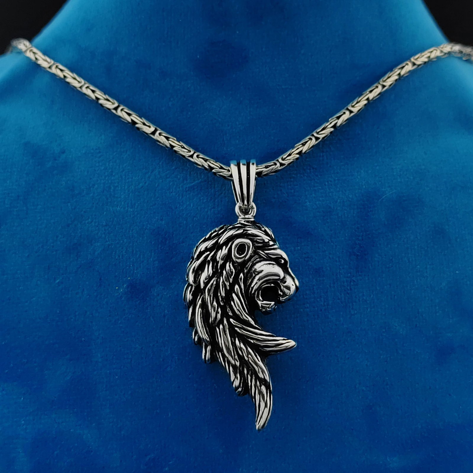925 Silver Chain with Lion Pendant (1 of 8)
