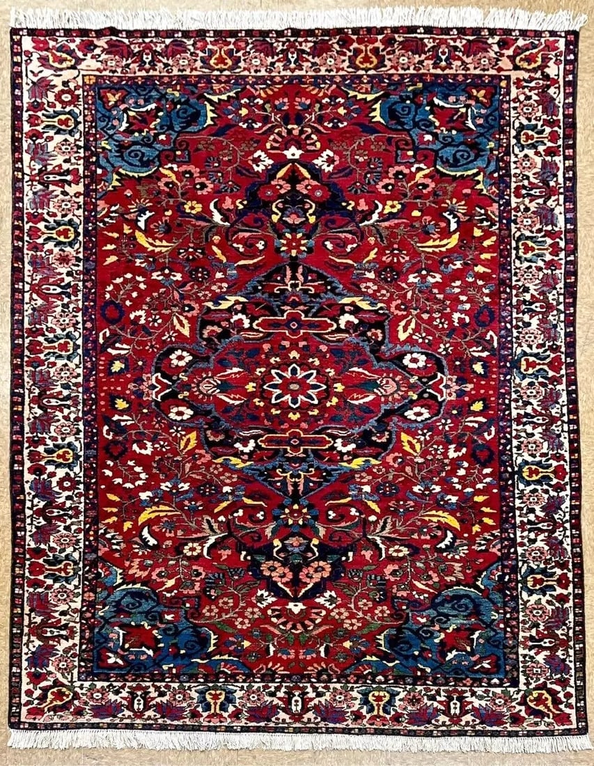 Persian Antique Bakhtiari Bibibaft Hand Knotted Tribal Wool Oriental Area Rug 7'7" x 10'4": Title:Persian Antique Bakhtiari Bibibaft Hand Knotted Tribal Wool Oriental Area Rug 7'7" x 10'4" Description:• Rug Number: H110 • Country of Origin: Iran • Style, Design: Persian Bak