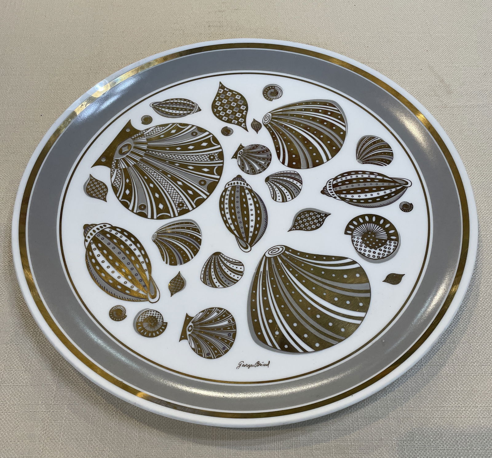 Vintage MCM Georges Briard Glass Guild Signed Rectangular Shell Tray (1 of 8)