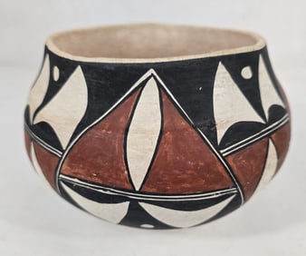 Acoma Pueblo olla