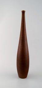 Jacob Siv for Syco, Strömstad, Swedish ceramist. Large beautiful ceramic vase with narrow neck,