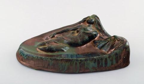 Jens Petersen (1890-1956) Dish "Ødda, 1933" in ceramics.