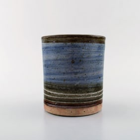 Helle Allpass (1932-2000). Vase of glazed stoneware decorated with beautiful brown and blue glaze.