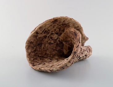 Ivy Lysdal, b. 1937. Danish ceramist and painter. Organic unique sculpture. 1970/80's.