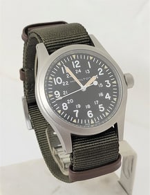 New HAMILTON Khaki Men's Manual Winding Watch H694390 White Dial 38 mm