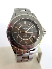 Unisex CHANEL J12 H2979 Automatic Gray CERAMIC Case Bracelet & Dial 38mm Watch