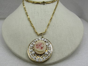 Vintage Cameo Lace Locket Necklace, 24"m 1960's-1970's