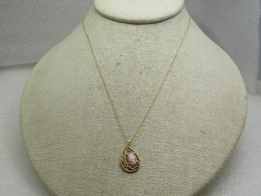 Vintage 10kt Cameo Necklace, 16", 1960's