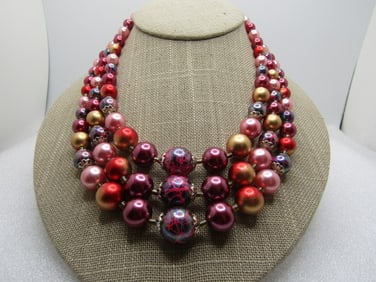 Vintage Shades of Pink Swirled Beaded Necklace, 16"-18", 1940's-1950's