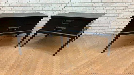 Vintage Mid Century Modern American of Martinsville Side Tables/Nightstand - Pair: Vintage from before 2000 Materials: Wood, brass, metal, lacquer Vintage Mid Century Modern American of Martinsville Side Tables/Nightstand - Pair Featuring a pair of MCM black lacquer finish side tabl