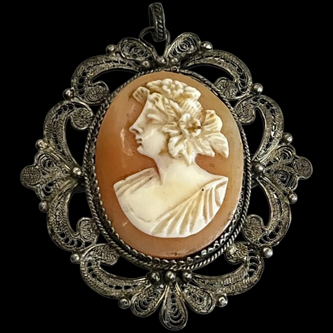Vintage Silver Filigree Shell Cameo Pendant/ Brooch (1 of 8)