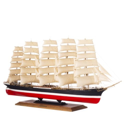 GERMAN SAILBOAT 'PREUSSEN' (100 CM - 39 INCHES): Title: GERMAN SAILBOAT 'PREUSSEN' (100 CM - 39 INCHES) Description: German, five-masted, painted wood, canvas, rope, and other materials. Missing parts. Dimensions: 47 x 100 cm. Date/Period: - Materia