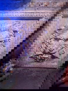 Antique Lion Stone Architectural Wall Salvage: Vintage from before 2000 Antique Lion Stone Architectural Wall Salvage This antique lion stone architectural wall salvage, dating back to the late 19th century, is a stunning piece that adds a touch o