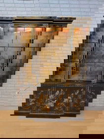 Vintage Asian Chinoiserie Drexel Hand Painted Breakfront Display China Cabinet