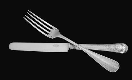 THOMAS HENIN 95pc LOUIS XVI FRENCH STERLING SILVER DESSERT FLATWARE SET, 1850s (1 of 16)