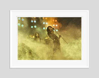 Queen In Concert ' By Martyn Goddard Giclee Print Framed In White: Description ' Queen In Concert ' By Martyn Goddard Giclee Print Framed In White Freddie Mercury and Queen in concert. (Photo by Martyn Goddard) Print Size 30 x 40" inches / 76 x 101 cm FRAMED size 37