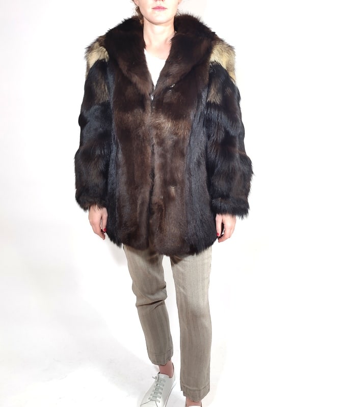 Roberta Scarpa Fox Fur Trimmed Alpine Jacket Roberta Scarpa Fox Fur Trimmed Alpine Jacket