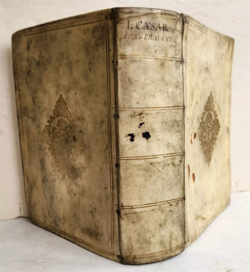 1606 JULIUS CAESAR ILLUSTRATED w/ MAPS DE BELLO GALICO - CIVILI antique VELLUM (1 of 20)