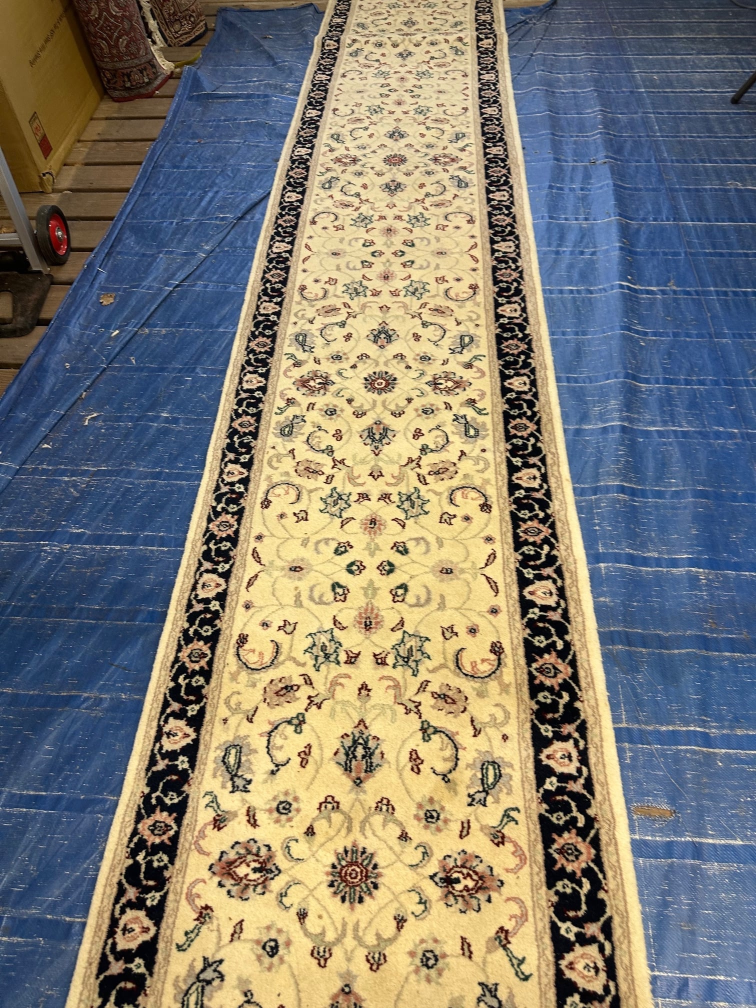 Hand KnottedAgra Tabriz -13.9x2.7 (1 of 4)
