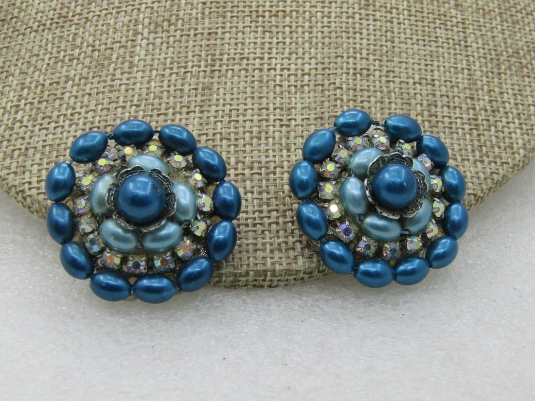 Vintage Teal Beaded Rhinestone Earrings, Clip, 1960's, 1.25" (1 of 4)