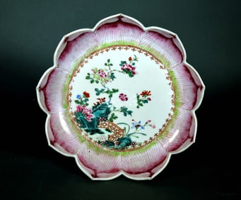 Chinese Export Porcelain Lotus Leaf Shaped Dish, Circa 1765